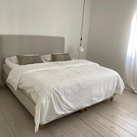 Haus Mit Tuermchen Apartment Золинген Екстериор снимка