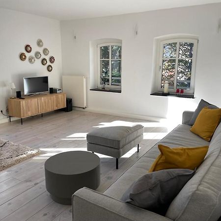 Haus Mit Tuermchen Apartment Золинген Екстериор снимка