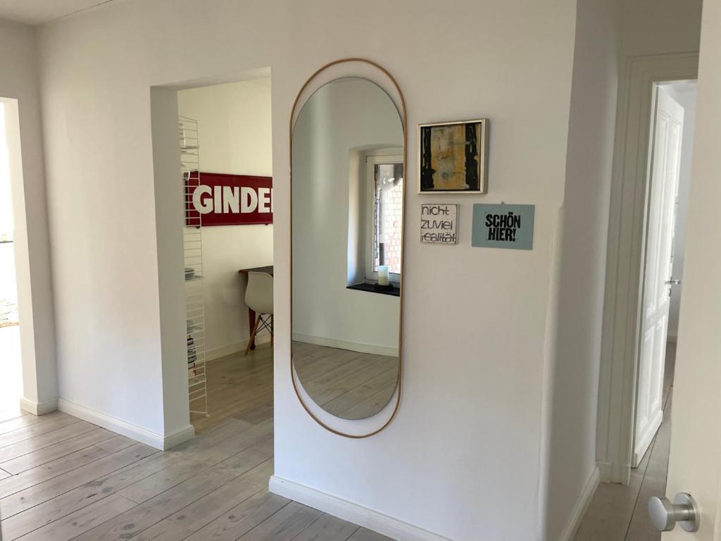 Haus Mit Tuermchen Apartment Золинген Екстериор снимка